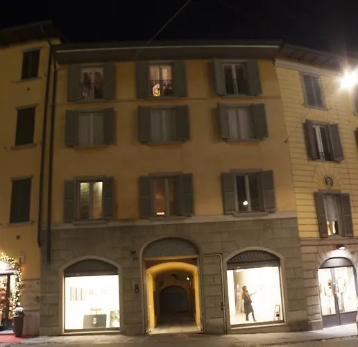 לינה וארוחת בוקר Gallery 3*